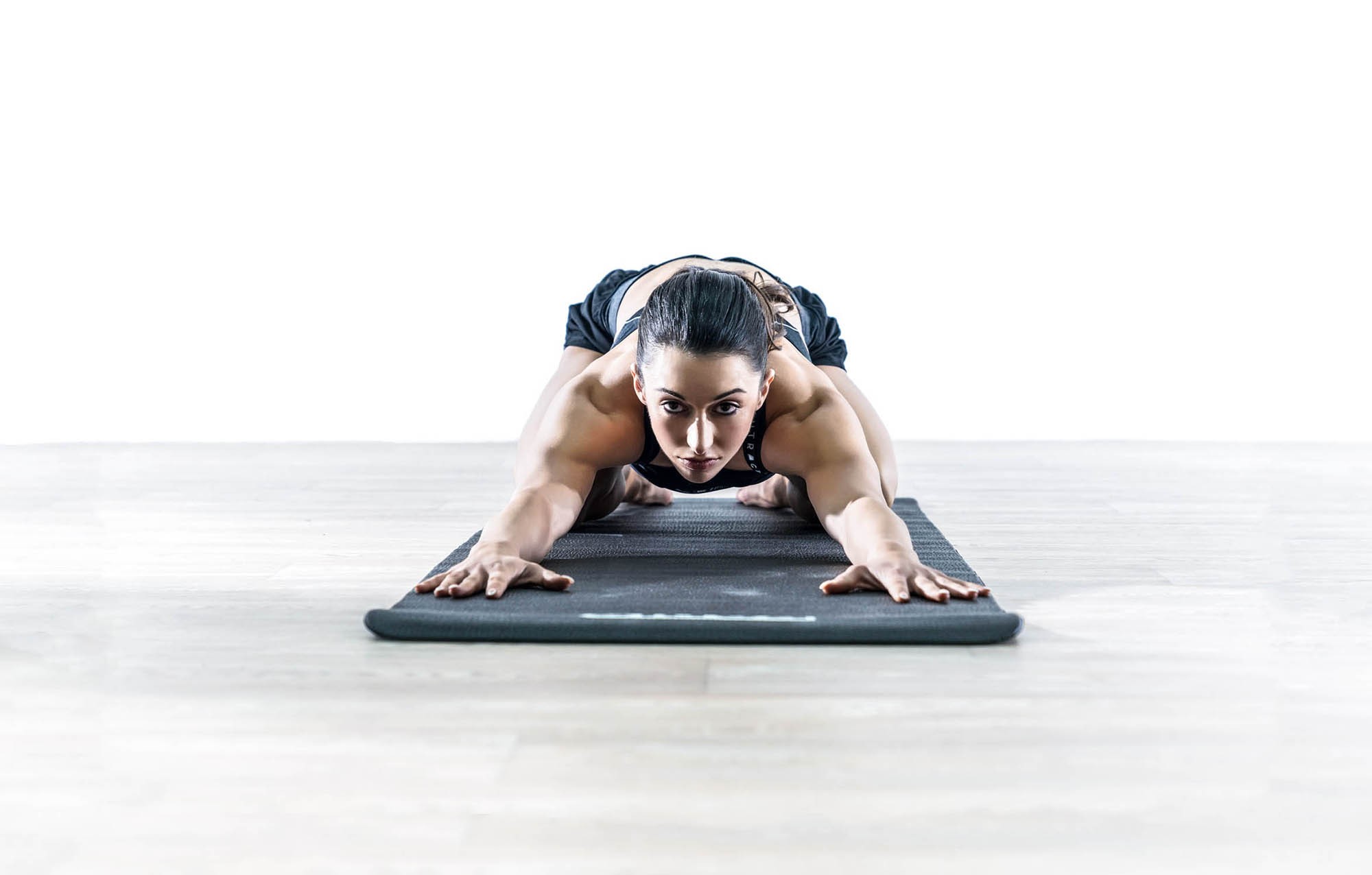 https://islafitcanarias.com/wp-content/uploads/2018/08/0459-Gym-ball-display-1.jpg